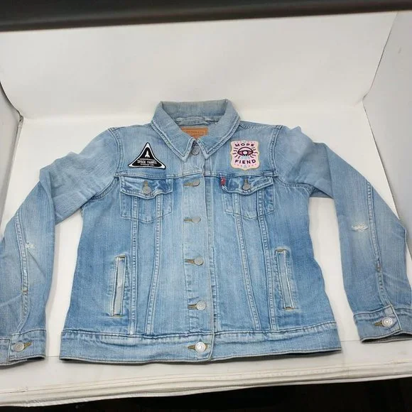 Levi's Distressed Light Fade Wash Button Up Collar Jean Jacket Women's Size M - Picture 2 of 9